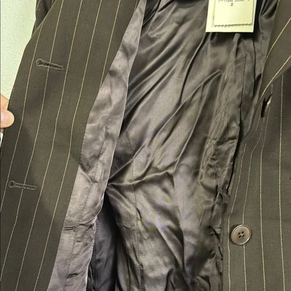 Banana Republic Brown Pinstripe Women's Blazer - Picture 4 of 9